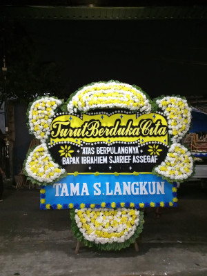 Papan Bunga Duka di Mangkang Kulon